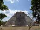 Yucatn - Uxmal, piramide dell'Indovino 